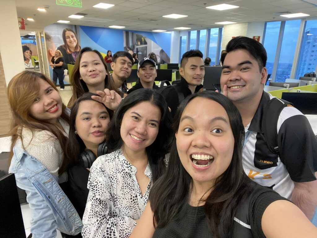 Manila team selfie