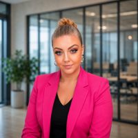 Professional Headshot - Tara Clay - square - compressed